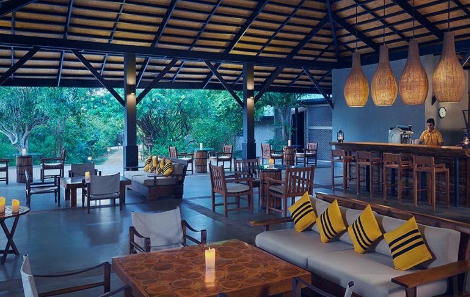 yala hotels cinnamon wild sri lanka